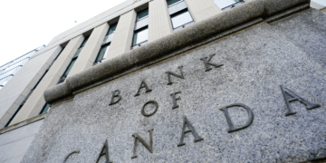 Bank of Canada’s Strategy: Slashing Borrowing Costs to Boost Growth and Combat Unemployment