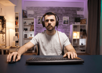 Top Esports Titles in Online Gaming and What Makes Them So Addictive